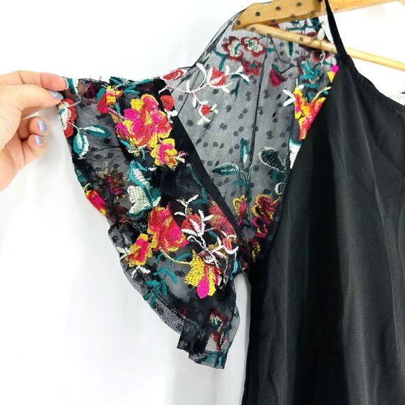 Umgee Black Floral Embroidered Tiered Ruffle Sleeve Boat Neck Top Blouse Size S - Picture 6 of 8